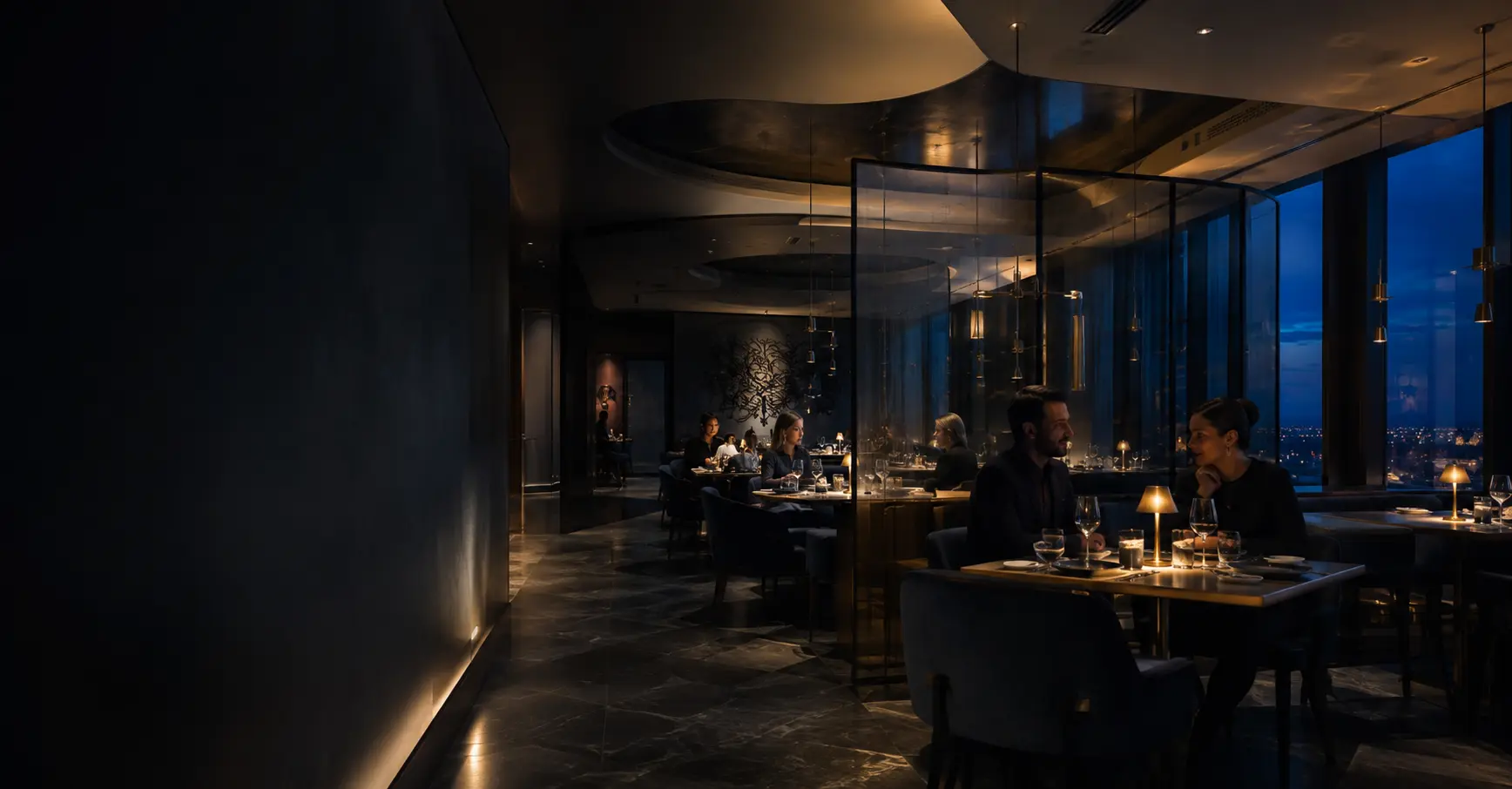 Eleganckie wnętrze restauracji Noctaviro